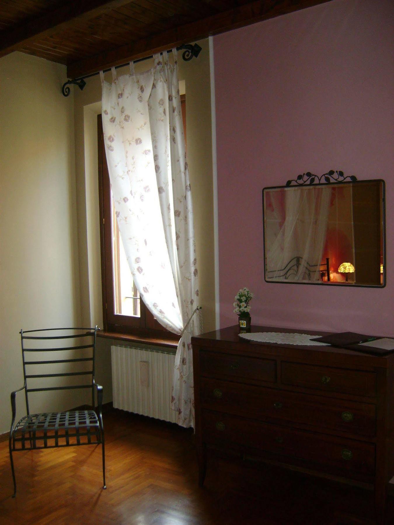 לינה וארוחת בוקר מאנטובה San Francesco Residenza מראה חיצוני תמונה